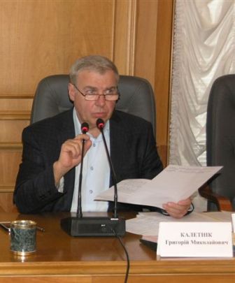 http://kaletnik.com.ua/img/Засідання Комітету3.06.jpg